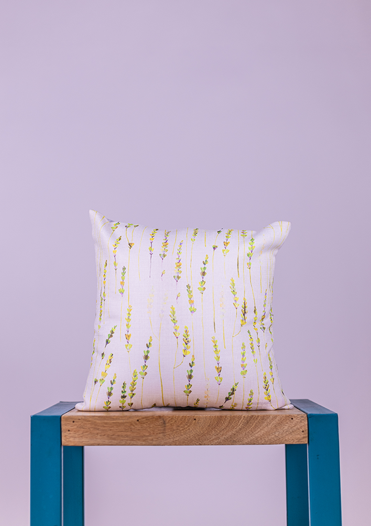 Green Long Leaf Printed Cushion Cover for Sofa &amp; Bed