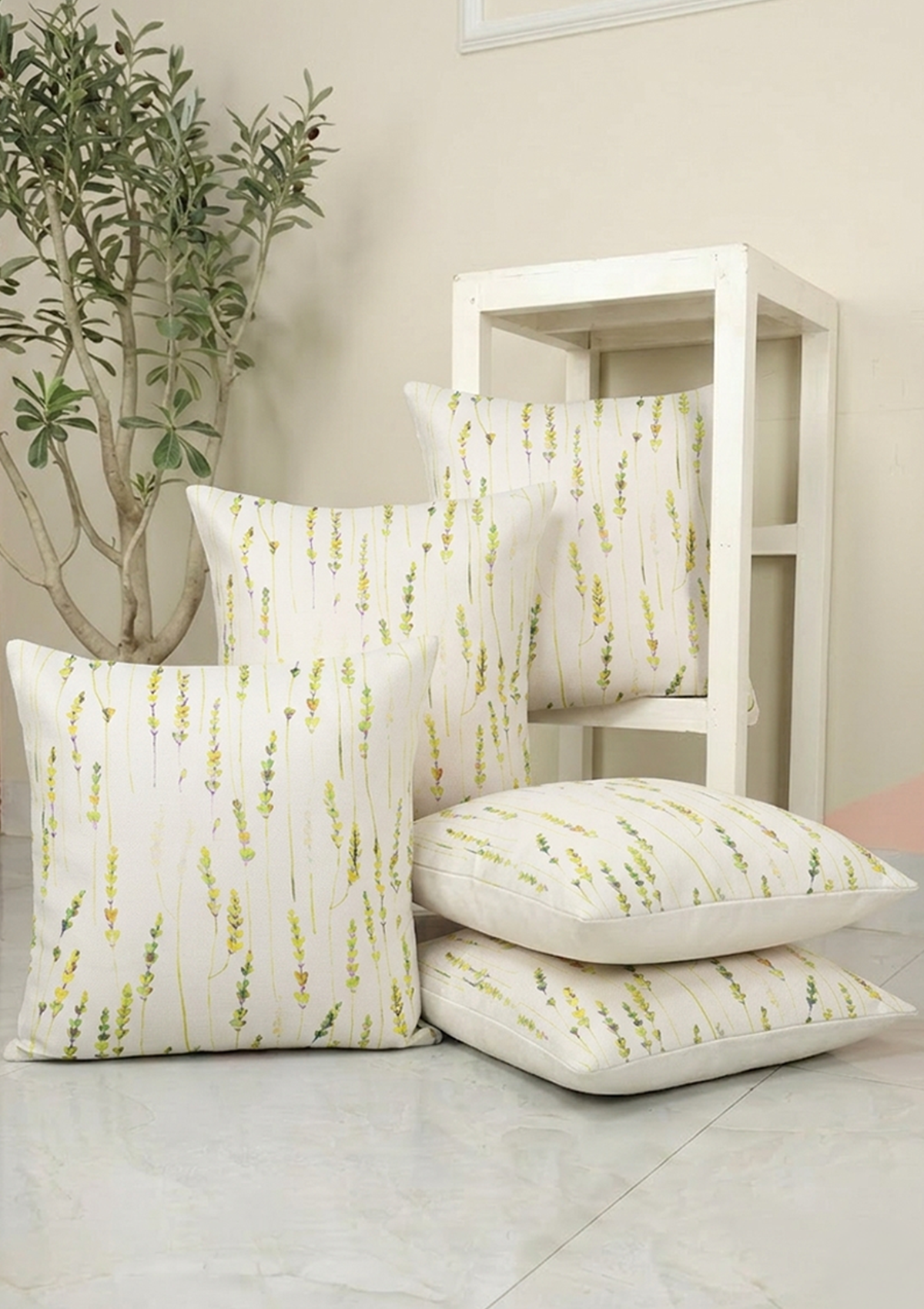 Green Long Leaf Printed Cushion Cover for Sofa &amp; Bed