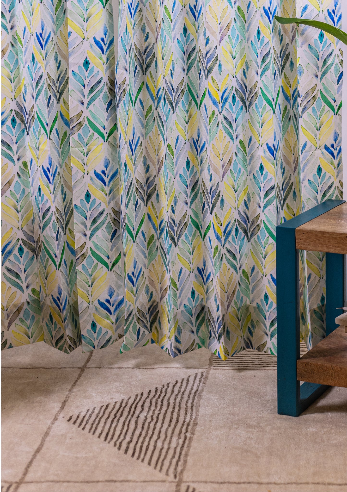 Green Color Curtain Watercolor Design Petals Print Curtain for Doors, Curtain for Window Polyester Curtain Fabric