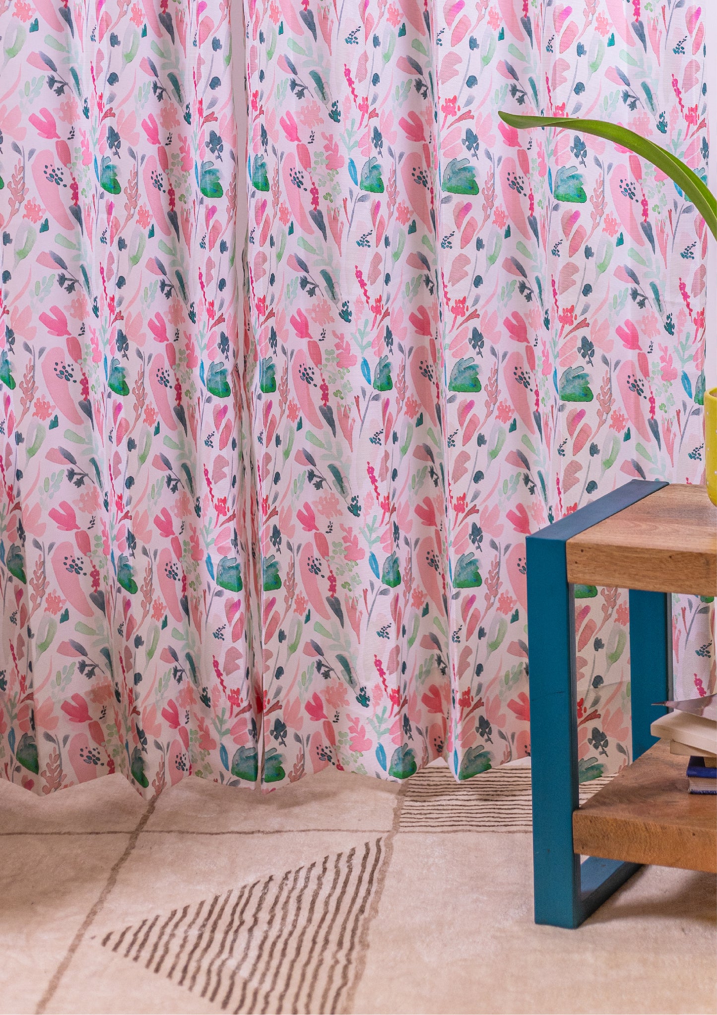 Pink Color Curtain Watercolor Design Leaf Print Curtain for Doors, Curtain for Window Polyester Curtain Fabric
